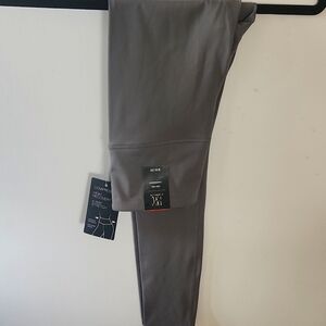 NWT  INC Compression  yoga pants. XS